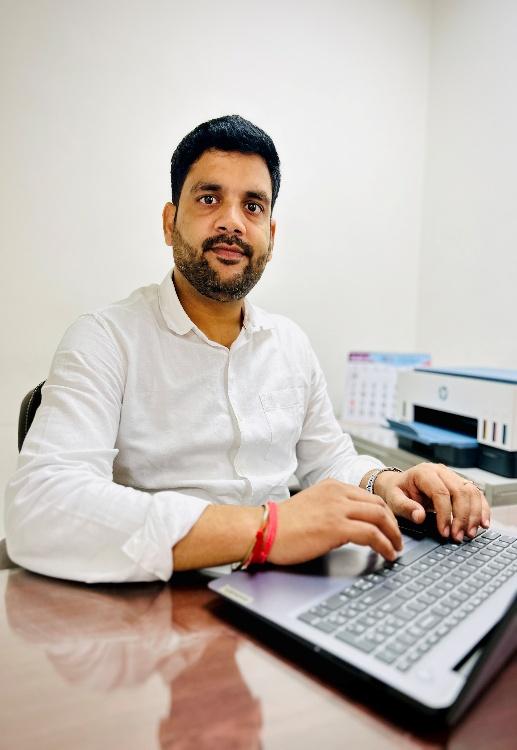 Dr. Prabhaker Yadav