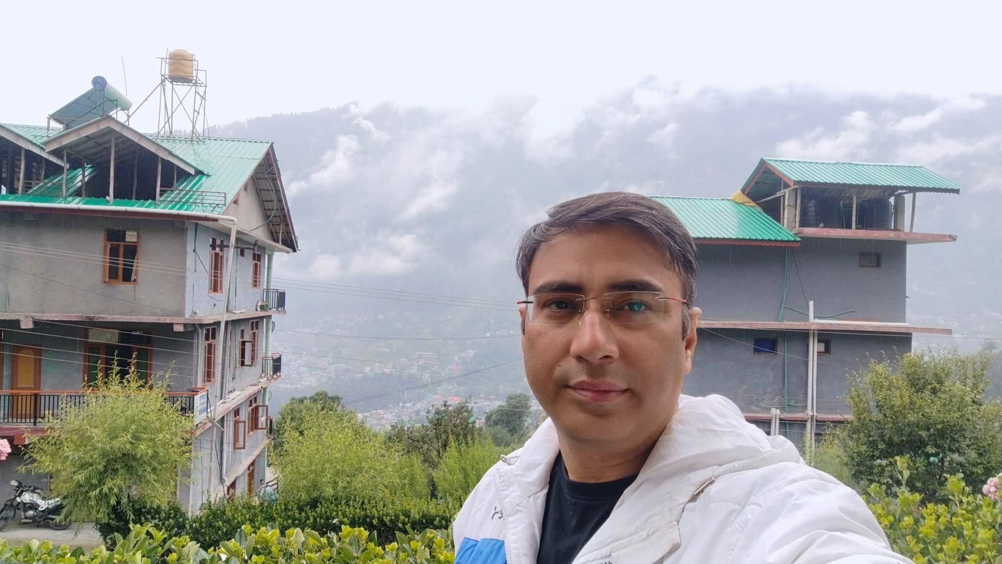 Dr. Saleem Javed